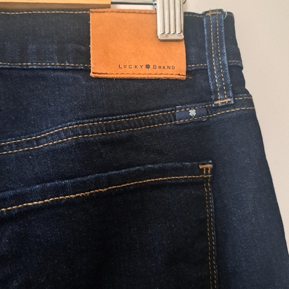 Lucky Brand Brooke Boot Cut Jeans - Picture 8 of 8